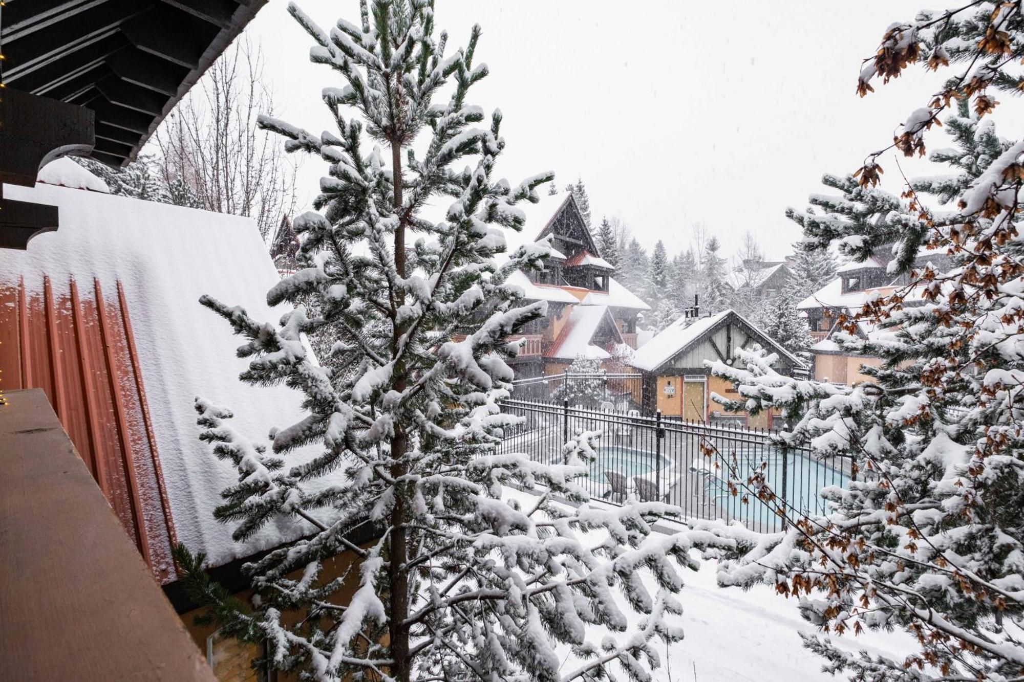 Villa Sunpath By Outpost Whistler Esterno foto