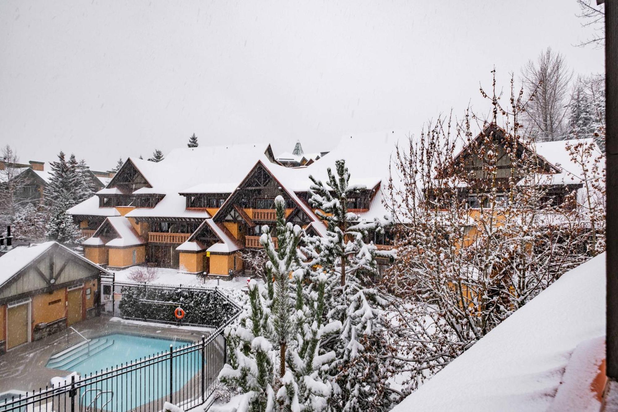 Villa Sunpath By Outpost Whistler Esterno foto